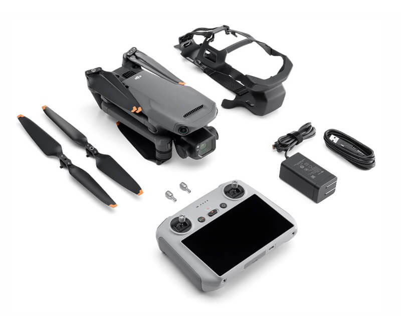 Дрон DJI Mavic 3 Classic с пультом дистанционного управления DJI RC, разложенные лучи и камера Hasselblad